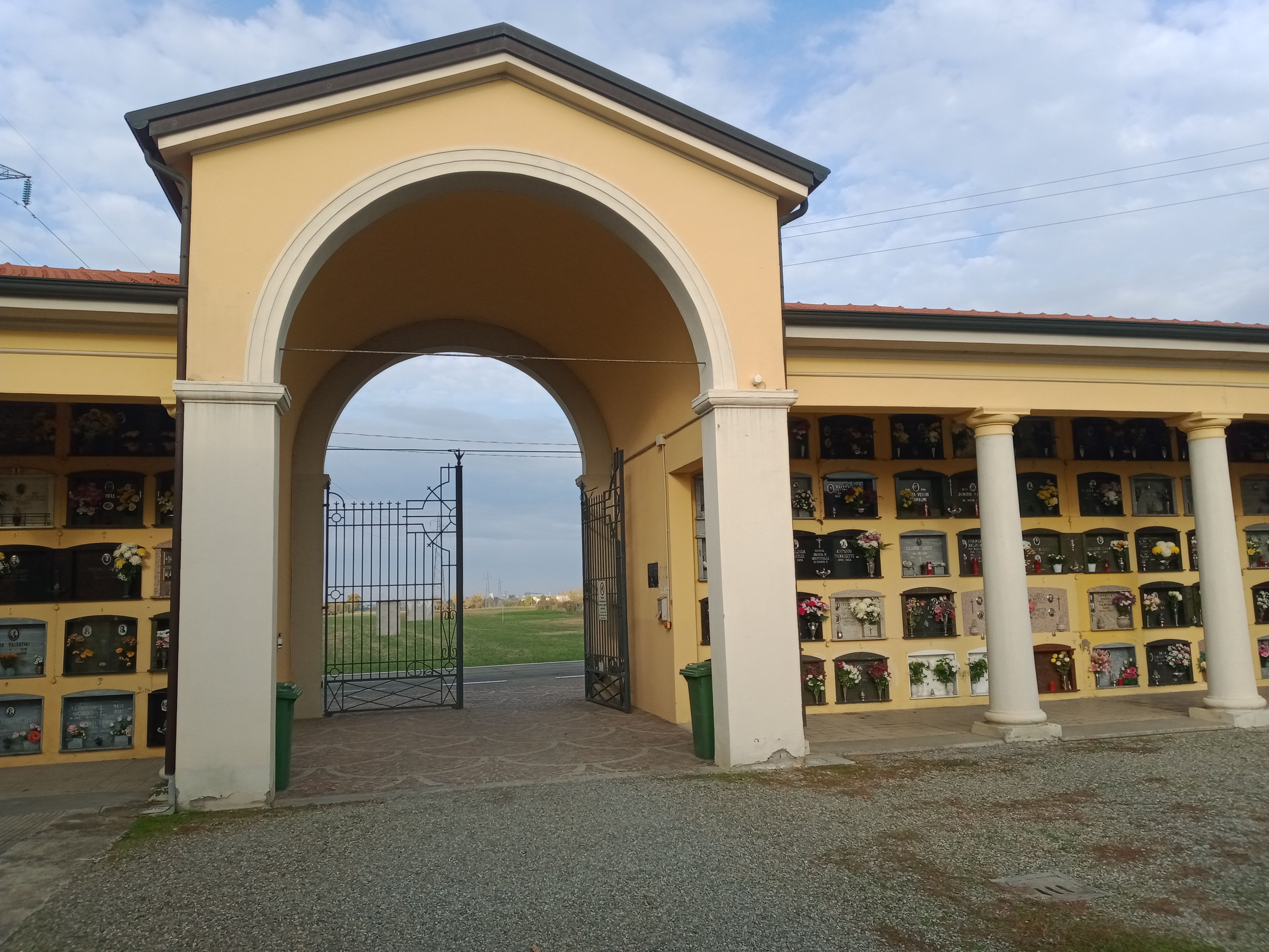 Cimitero di Salvaterra