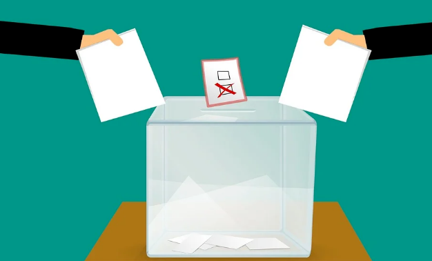 Elezioni: aperture straordinarie dell'ufficio elettorale