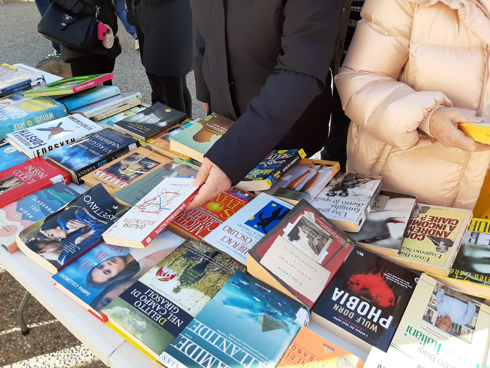 Il bookcrossing spopola durante il mercato straordinario